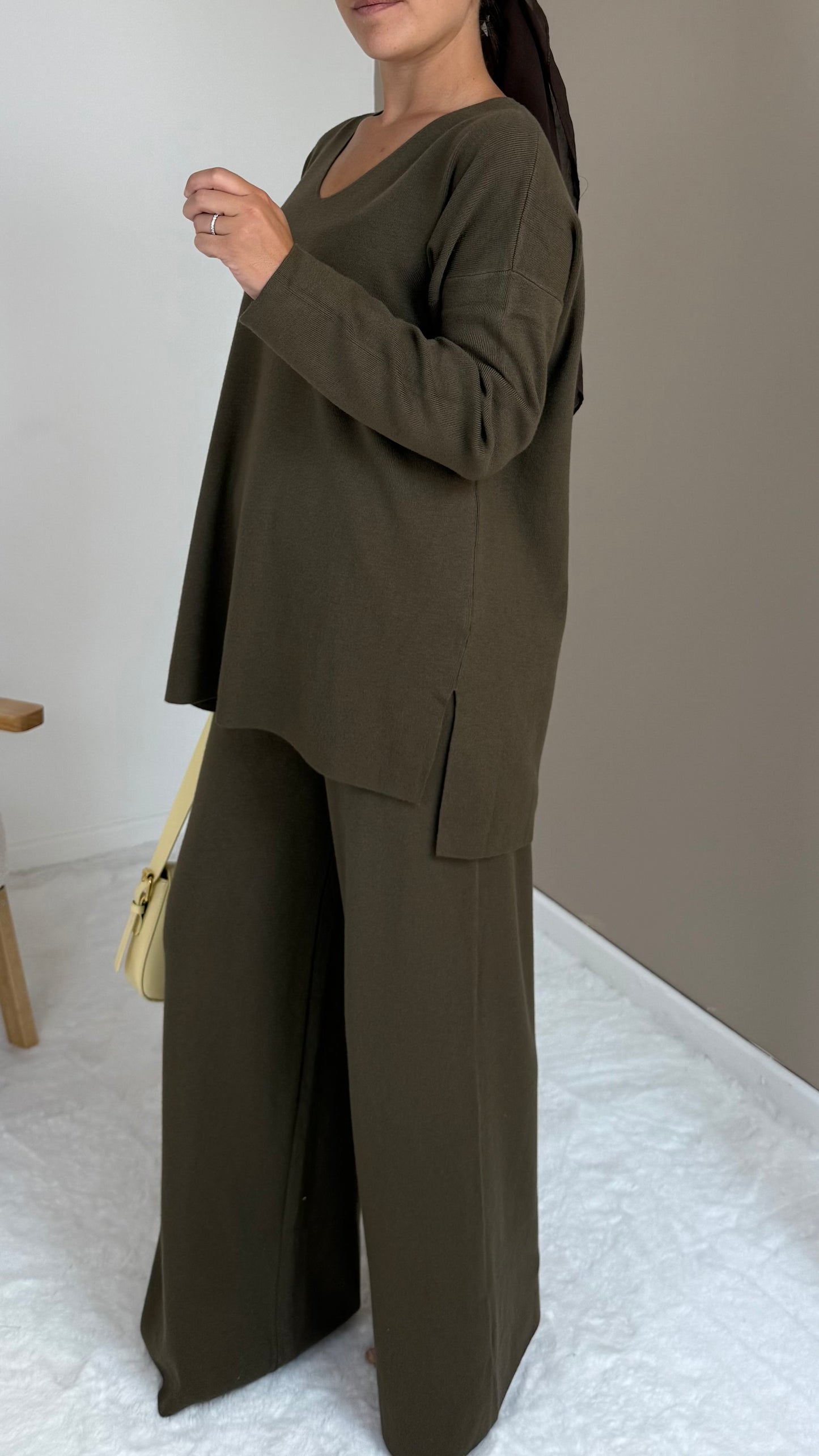 SET PULL ET PANTALON KAKI
