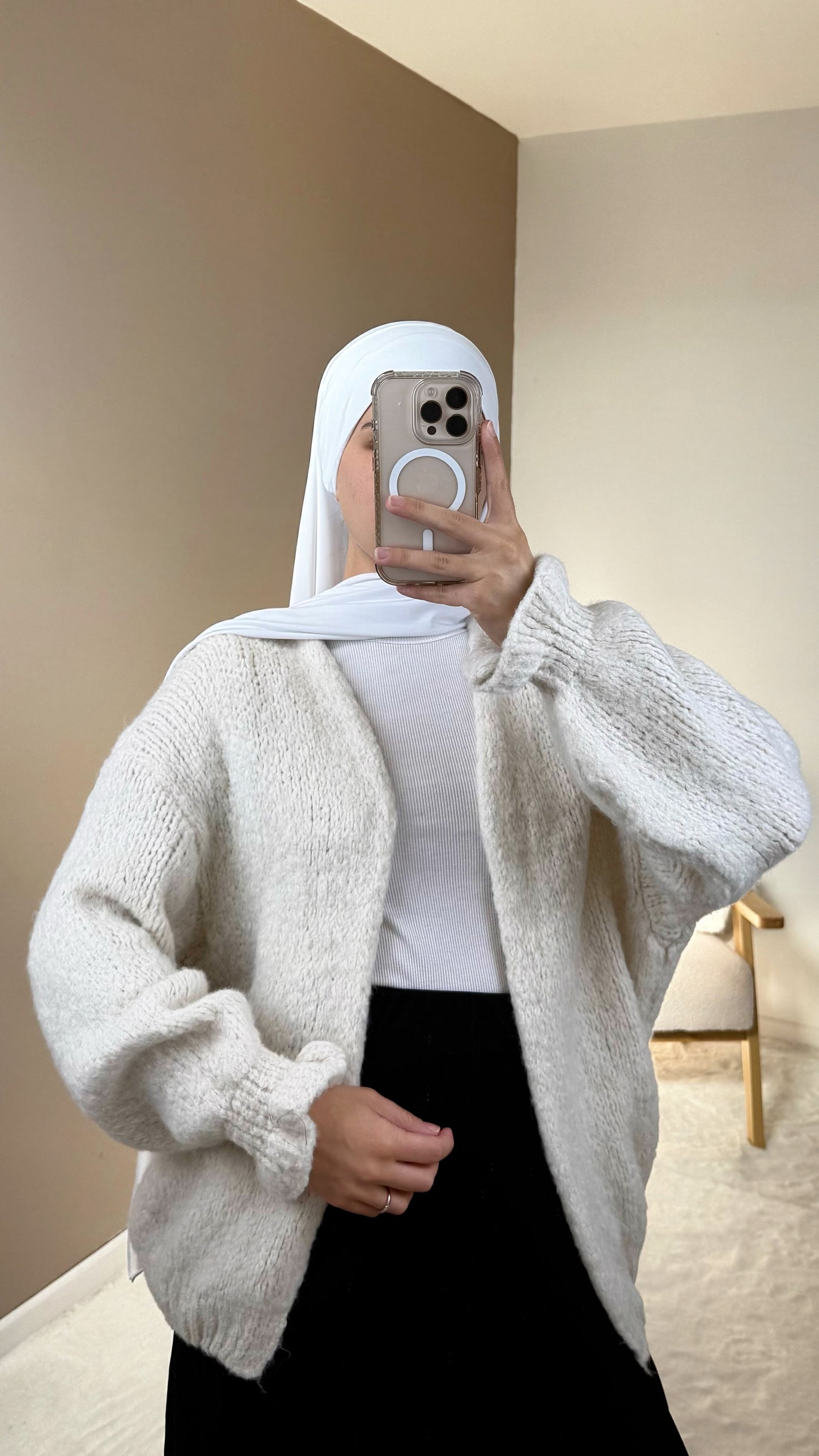 BEIGE WOOL VEST