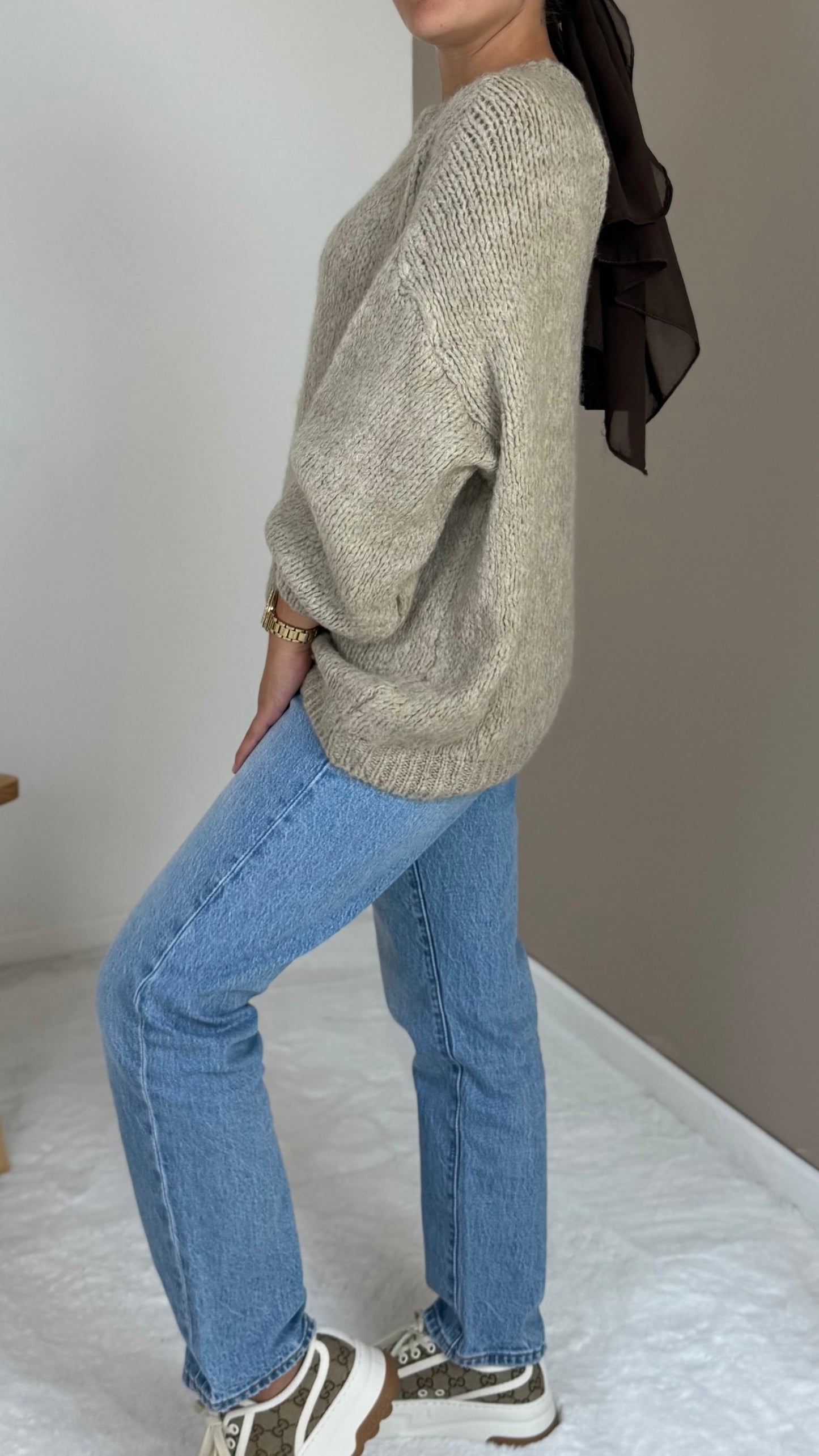 TAUPE KNITTED SWEATER