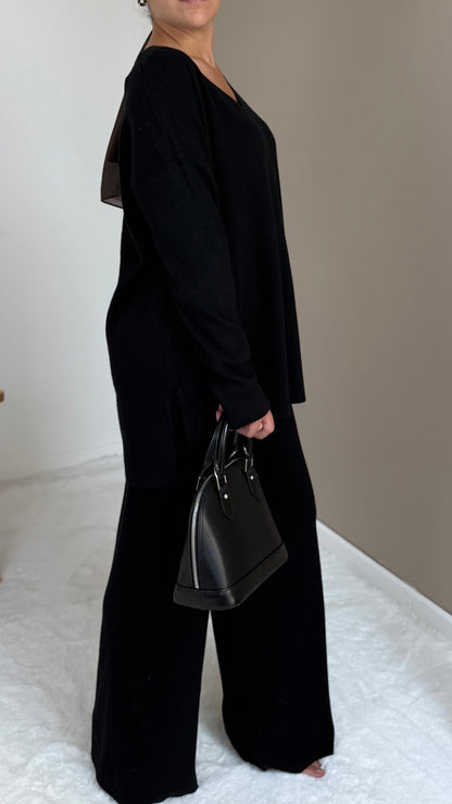 SET PULL ET PANTALON NOIR