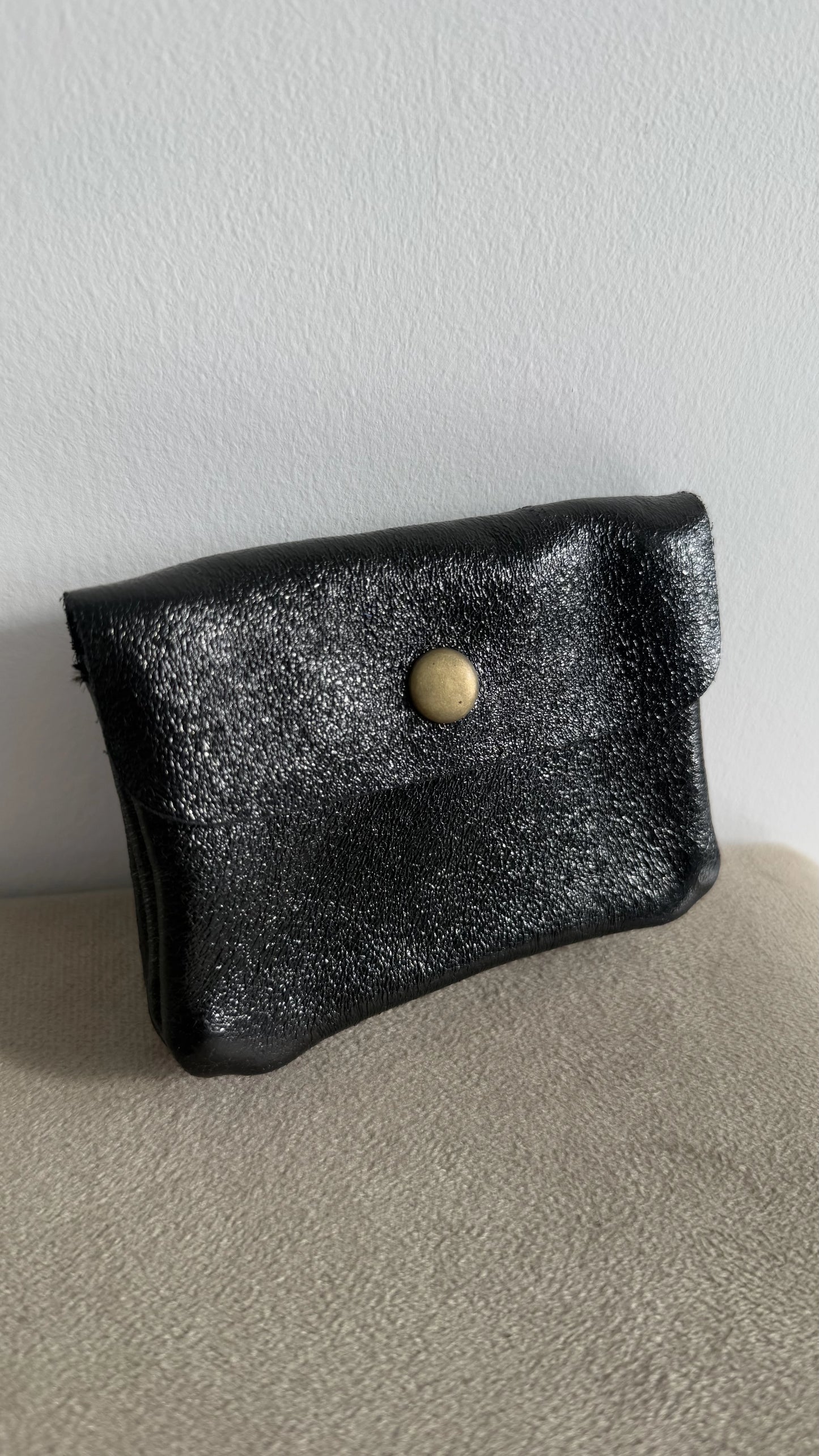 SMALL LEATHER POUCH 