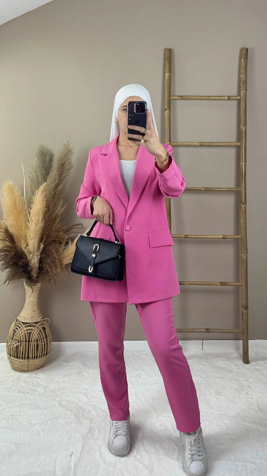 ensemble blazer et pantalon rose