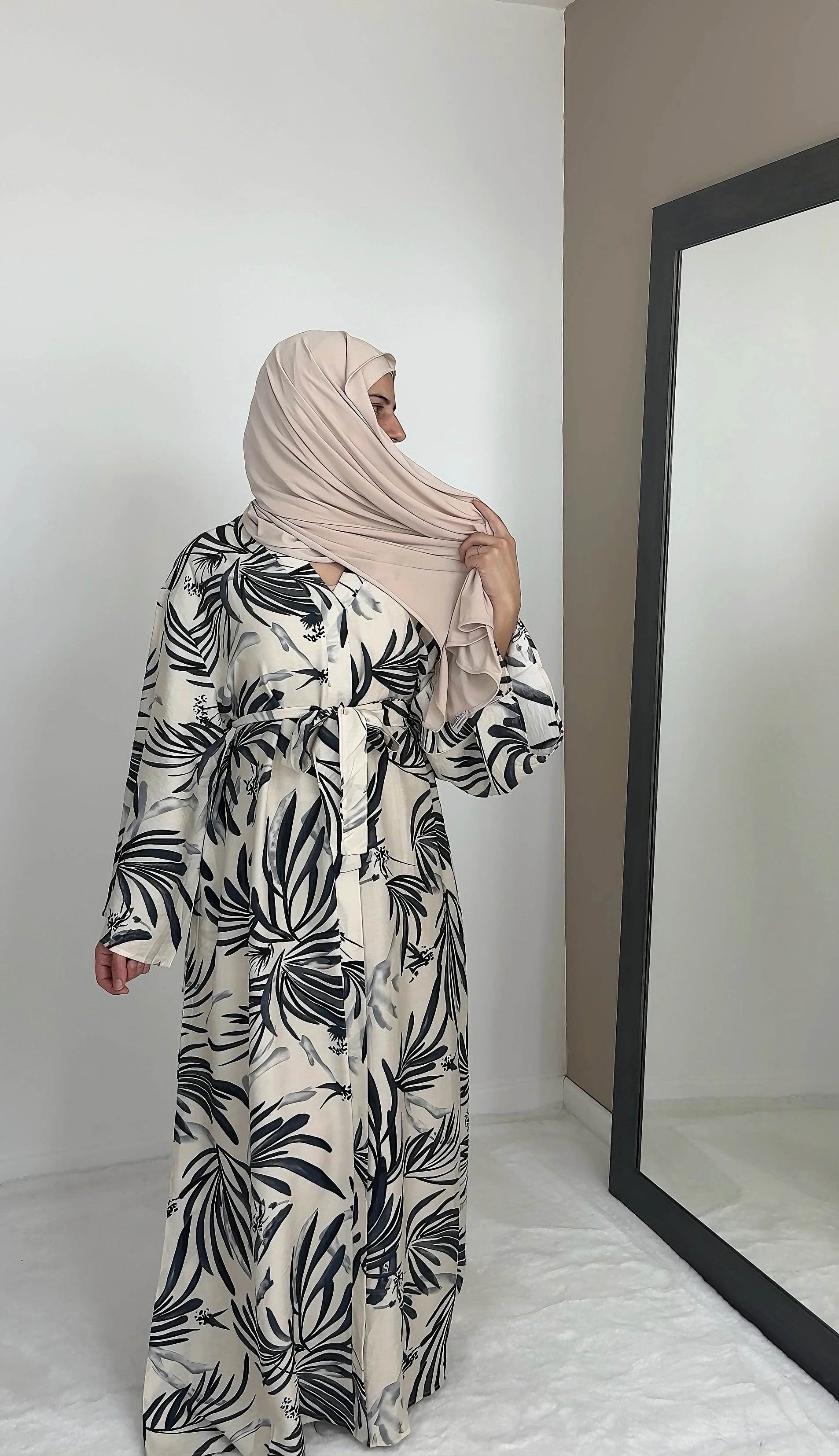 robe longue motif noir